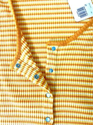 Talla 4X (3XL/4XL). Suéter tipo cárdigan LEVI’S