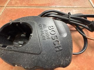 Cargador Baterías Bosch AL 1404