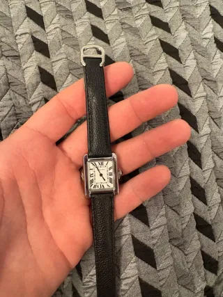 Reloj Cartier Tank Pequeño Cuero Negro