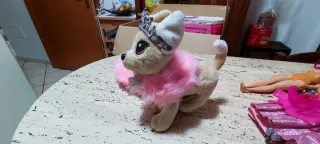 Chi Chi Love chihuahua rosa con diadema