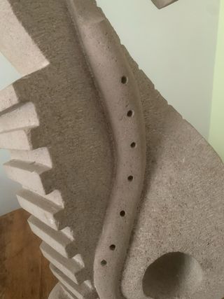 Escultura de piedra tallada a mano