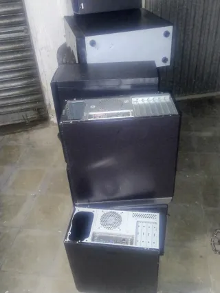 Cajas de ordenador (varias)