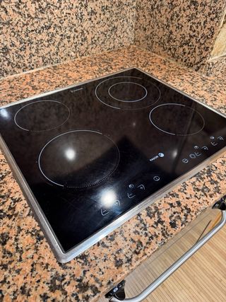 Cocina completa de madera maciza y granito