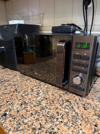 Cocina completa de madera maciza y granito