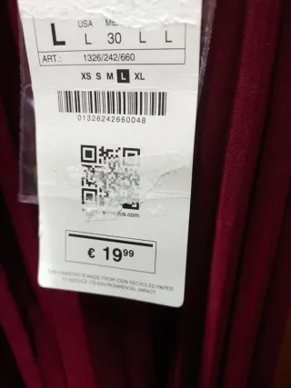 Falda de tablas granate nueva con etiqueta