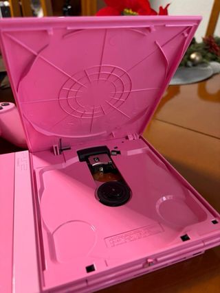 Consola PlayStation 2 Rosa + Mando + Juegos