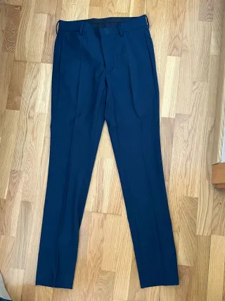 Traje de hombre azul