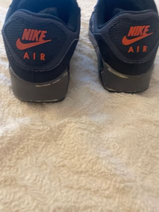 Zapatillas Nike Air Max Negras y Naranjas