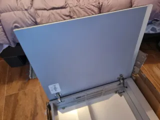 Armario de baño con baldas de cristal y con espejo