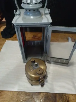 Farol de tren suizo antiguo