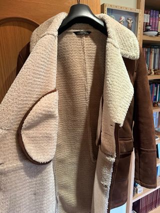 Chaqueta Zara Piel Vuelta y Pelo Talla L