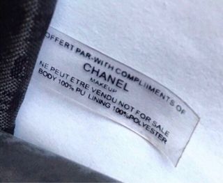 Chanel multipochete con tasca estraibile