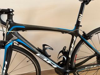 Bicicleta de carretera BH prisma concept