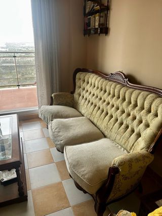 Sofá Luis XV madera tallada 3 plazas