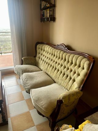 Sofá Luis XV madera tallada 3 plazas