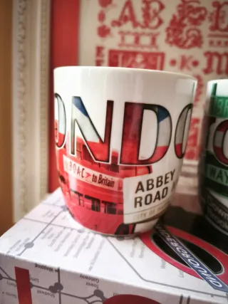 LOTE TAZAS PARIS-ROMA-NEW YORK