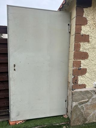 Puerta garaje robusta