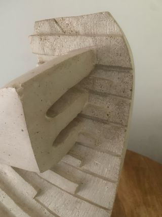 Escultura piedra tallada mano