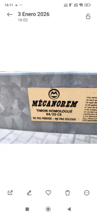 Remolque náutico basculante con cabrestante