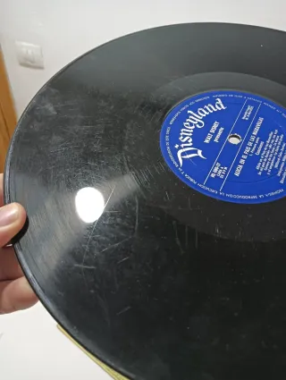 Vinilo Alicia en el País de las Maravillas