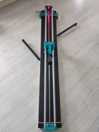 Cortadora de cerámica 1200mm con láser. Vevor