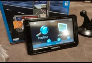 Navegador GPS Garmin 2445 LM.