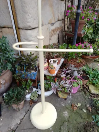 Galán de noche de hierro