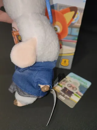 Muñeco Zootopia Miniso Oveja Disney