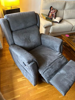 Sillón reclinable eléctrico gris