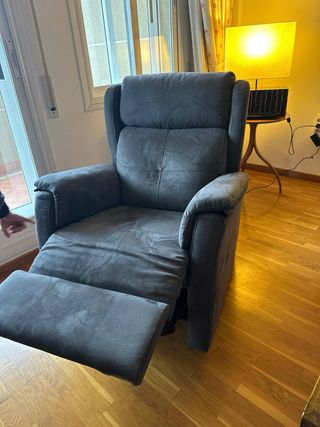 Sillón reclinable eléctrico gris