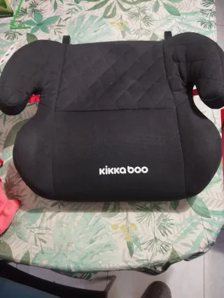 Alzador Kikka Boo Isofix Negro