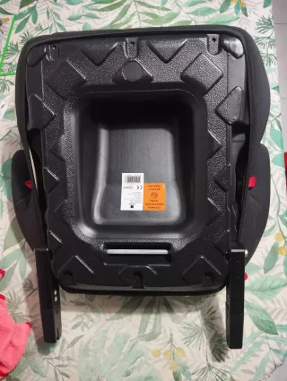 Alzador Kikka Boo Isofix Negro