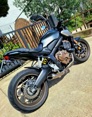 HONDA CB 650R Recibo Moto 125