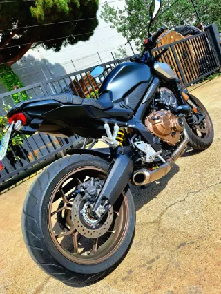 HONDA CB 650R Recibo Moto 125