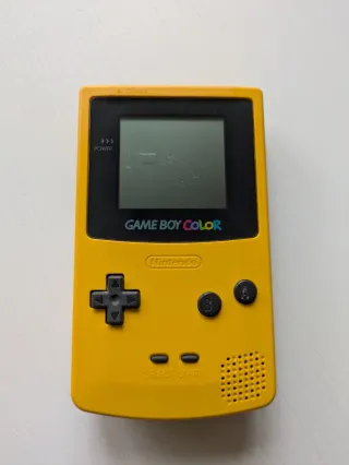 Nintendo Game Boy Color Amarilla + Lupa
