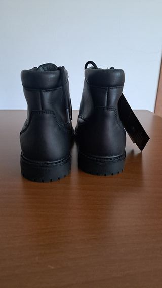 Stivaletti neri Gore-Tex