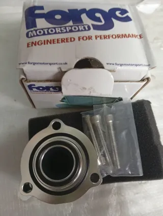 Válvula descarga Forge Motorsport sin estrenar