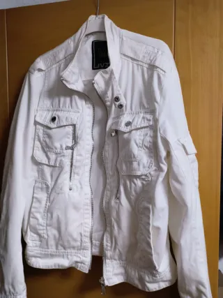 Chaqueta vaquera blanca