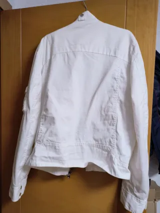 Chaqueta vaquera blanca