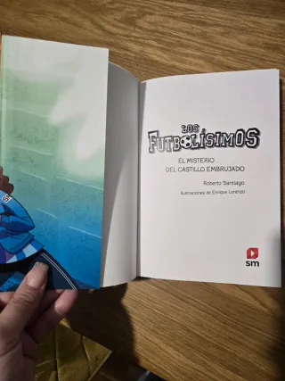 Los Futbolísimos 6: El misterio del castillo em...