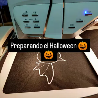 Se hacen bordados a máquina