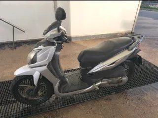 Alquiler Moto en Barcelona y provincia Scooter