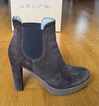 Botines de piel marrón ‘Unisa’