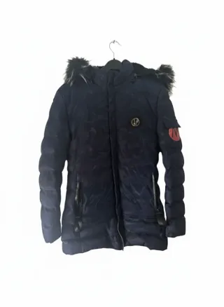 Chaqueta de hombre azul con camuflaje