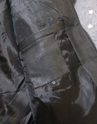 Giubbotto bomber ecopelle nero