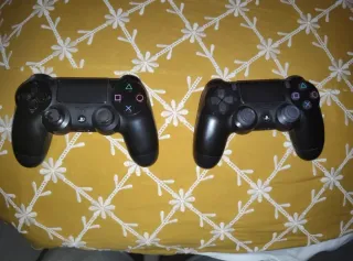 PS4 1TB + 2 Mandos | Como Nueva