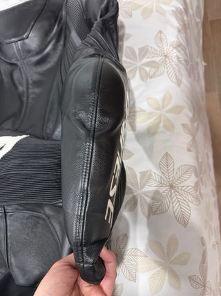 Mono Dainese Avro 2 Piezas Talla 50