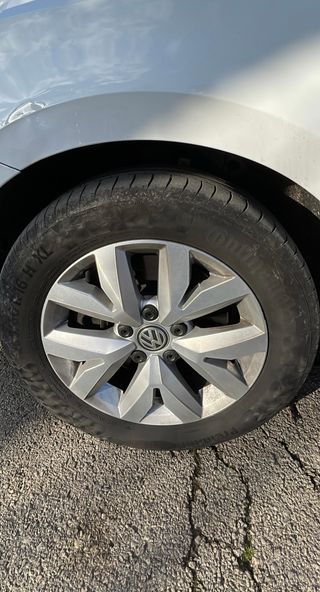 Llantas Volkswagen Touran 2019