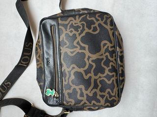 Bolso bandolera Tous negro y marrón