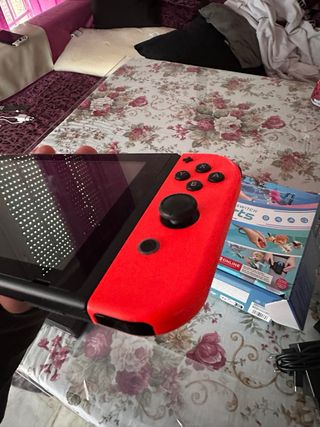 Nintendo Switch Azul y Rojo